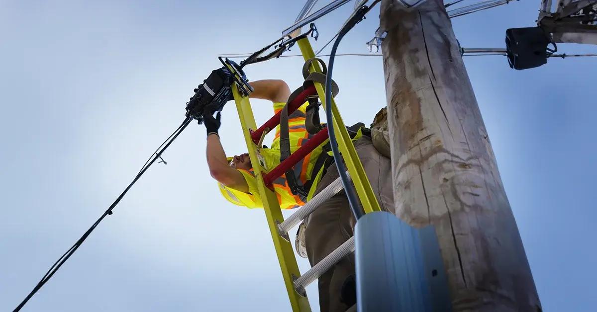 Metronet blog construction lineman